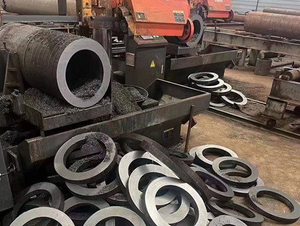 根河20G无缝钢管切割